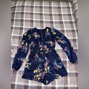 Blue floral dress! 🌺